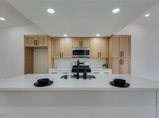 3165 Anacapa Way, Spring Valley, NV 89146
