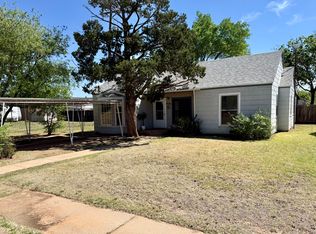 203 S Farmer St, Crosbyton, TX 79322