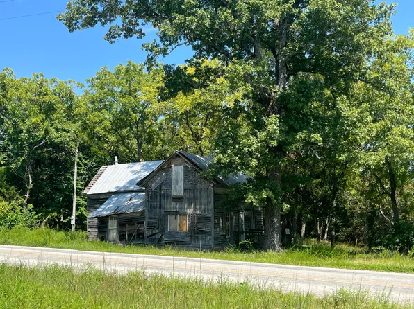 3020 State Highway W, Dora, MO 65637