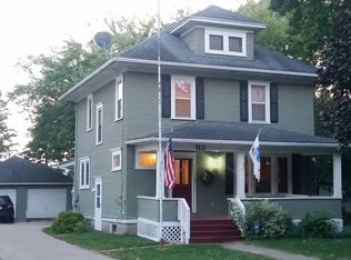 112 N 7th St, Lake City, MN 55041