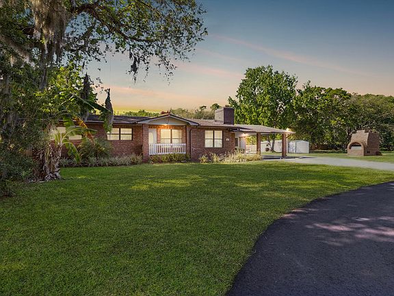 3rd image of 3665 Parkway Dr