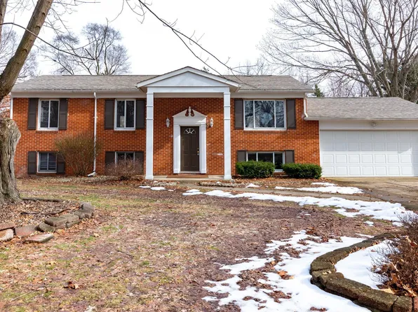 52310 Winding Waters Ln, Elkhart, IN 46514