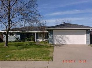 5749 Eastridge Dr, Sacramento, CA 95842