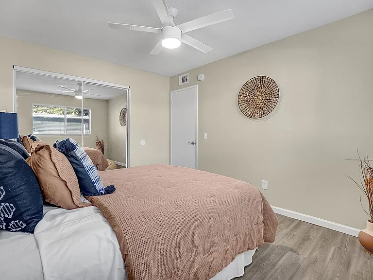 Las Casitas Apartments - Redlands, CA — Photo 73