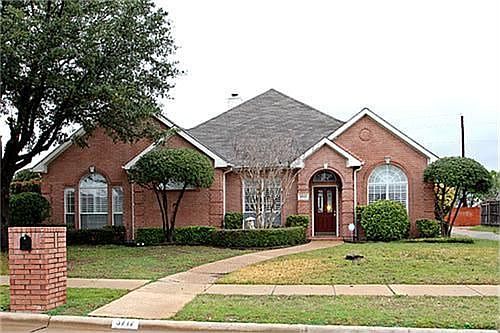 1st image of 3717 Bixby Dr