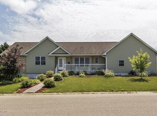 110 10th St N, Goodhue, MN 55027