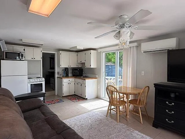 577 Boyd Dr — Photo 3