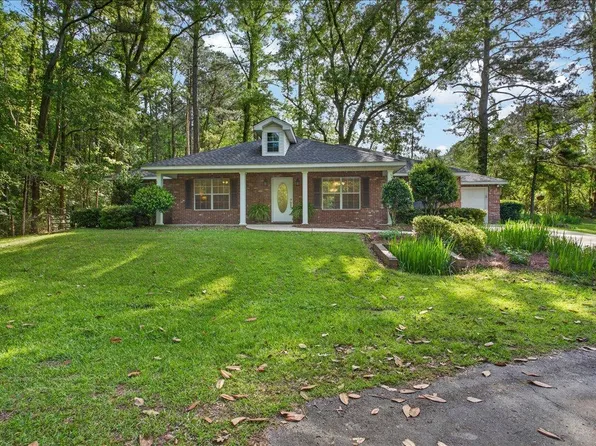 321 Raybourn Rd, Columbia, MS 39429