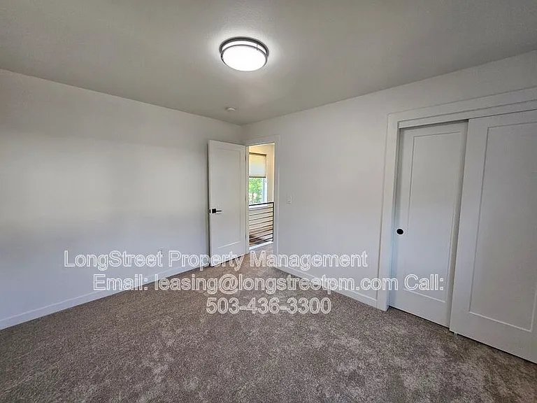 7480 N Oswego Ave — Photo 4