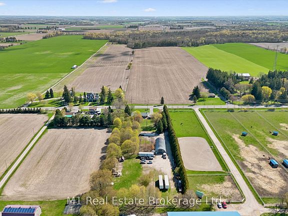 3rd image of 667 Sawmill Rd