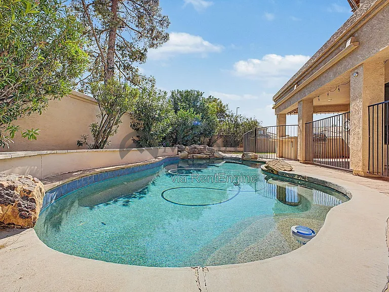 1819 E Cascade Dr — Photo 44