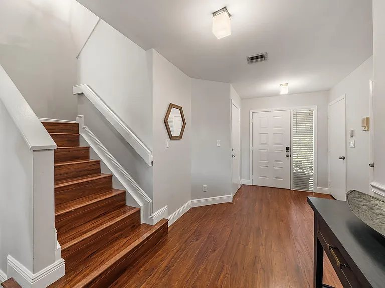 5250 Sapphire Valley — Photo 17