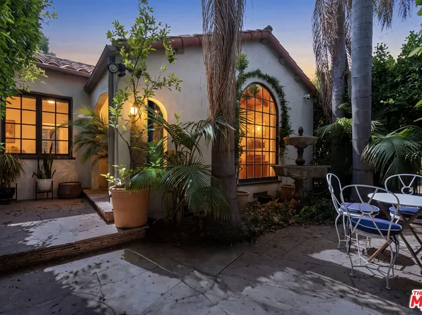 9002 Norma Pl, West Hollywood, CA 90069