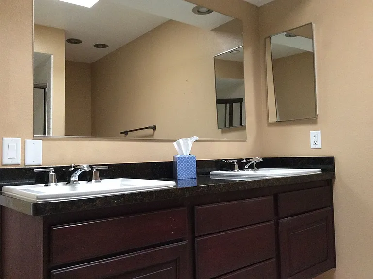 135 S Sierra Ave #14 — Photo 24