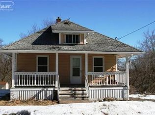 8493 Perry Rd, Atlas, MI 48411