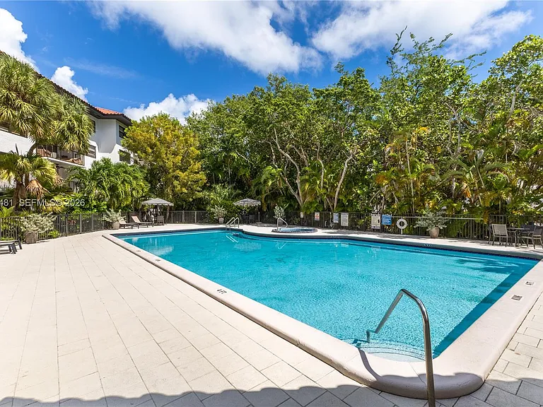 101 Ocean Lane Dr #1012 — Photo 30