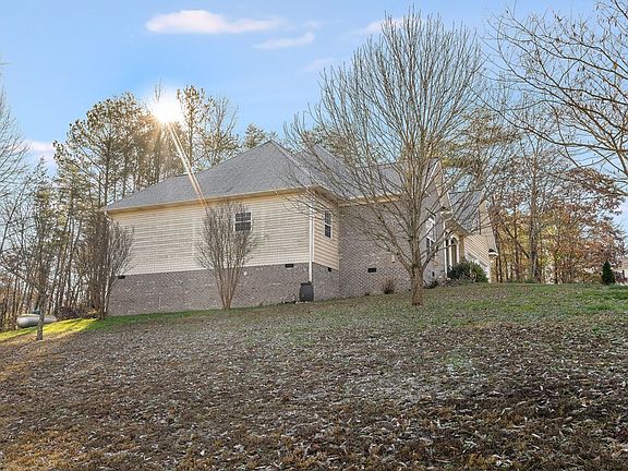 4th image of 3034 Highland Cir