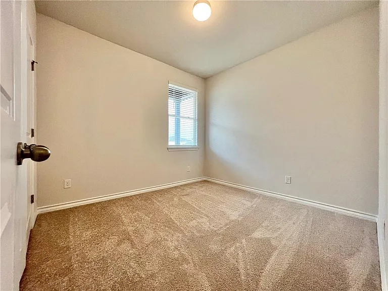 168 Andesite Trl — Photo 12