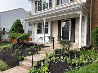 9067 Old Hickory Ct, Manassas, VA 20110
