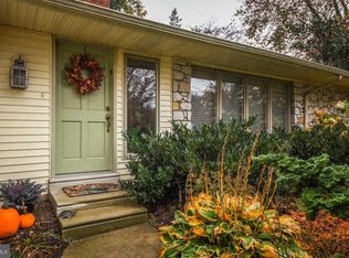 1346 Glenbrook Rd, Huntingdon Valley, PA 19006