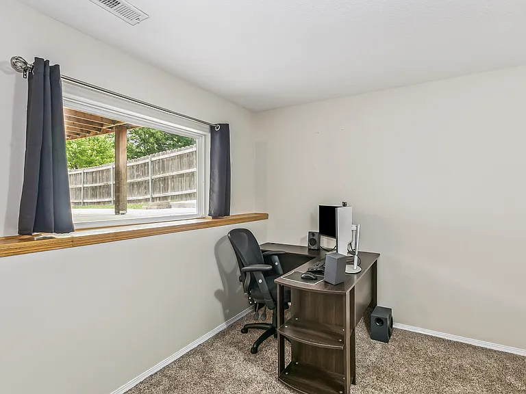 864 S Sunset Cir — Photo 24