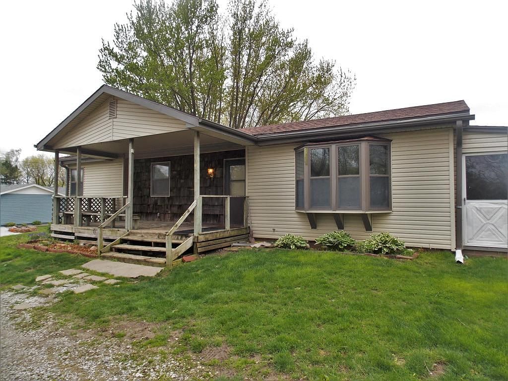 2163 Cottonwood St, Missouri Valley, IA 51555 | Zillow