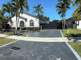 709 SE 13th Ter, Homestead, FL 33033