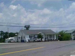 703 Section Line Rd, Albertville, AL 35950