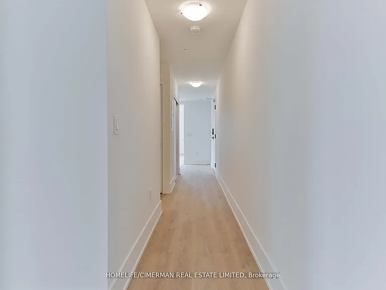 206 King St W #Penthouse 1 — Photo 40