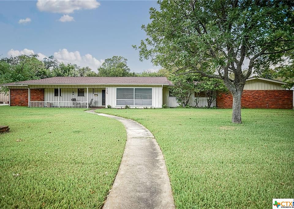1st image of 535 Brookhollow Dr