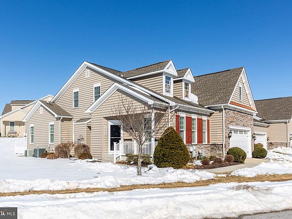 3rd image of 2862 Chauncey Hill Dr #40