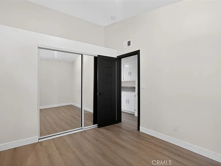 28131 Florence Ln — Photo 19