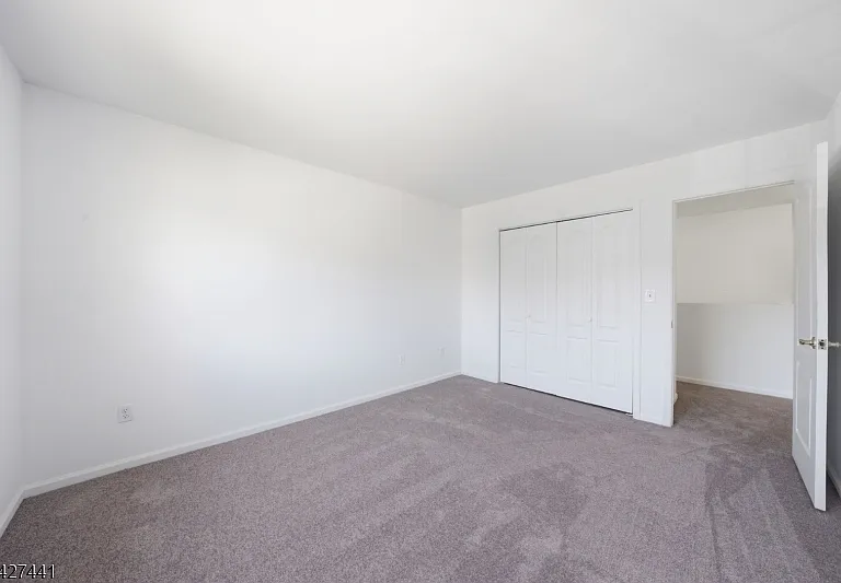 11 Deer Hill Ct — Photo 26