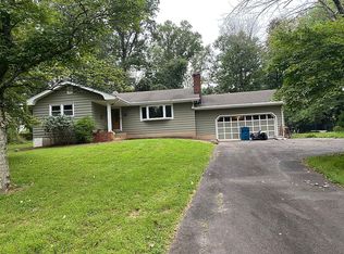 6 Woodland Way, Whitehouse Station, NJ 08889