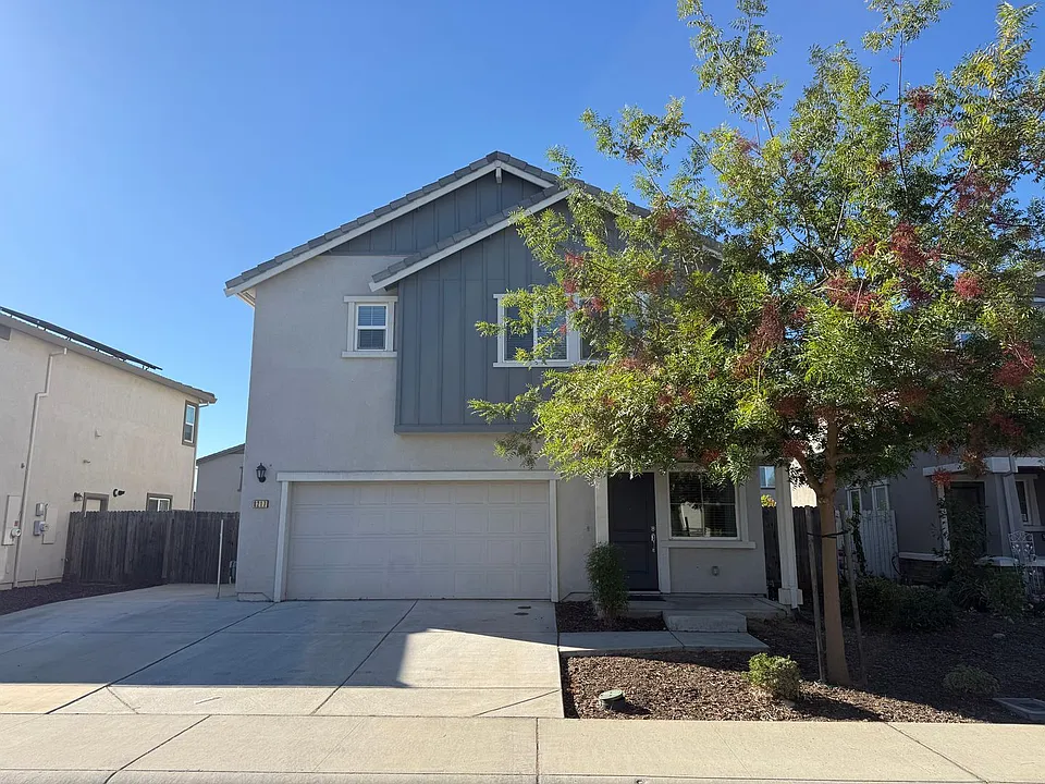 8217 Kossum Way