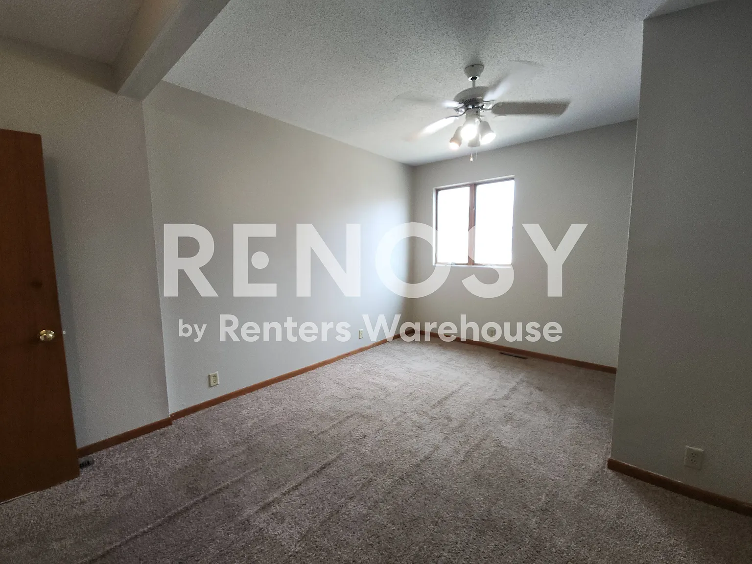 Ground level 2 BR/ 1 BA — Photo 1