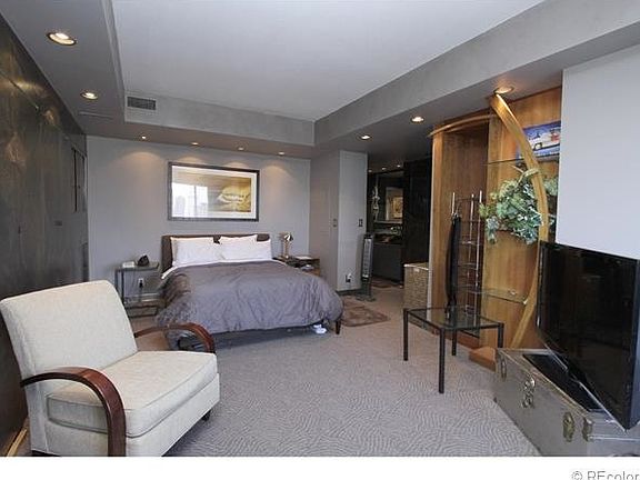 5th image of 1551 Larimer St APT 3106