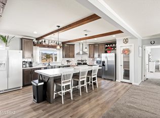 22725 E Whetstone Ranch Dr, Elgin, AZ 85611