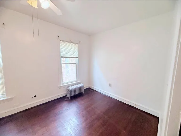 2 Apartment — Photo 7