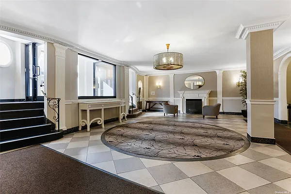 Sold by Daniel Gale Sotheby's International Realty | media 14