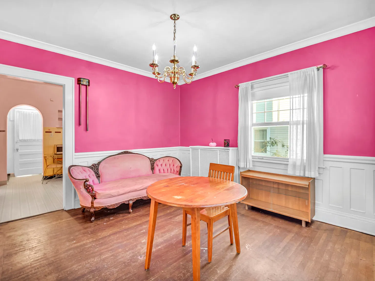 4 bed, 2844 sqft, $2,000 — Photo 3