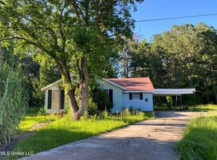 119 Beasley Rd, Hazlehurst, MS 39083
