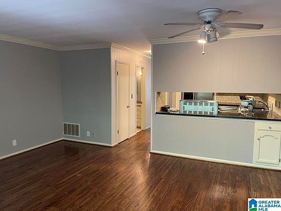 5th image of 608 Valgreen Ln