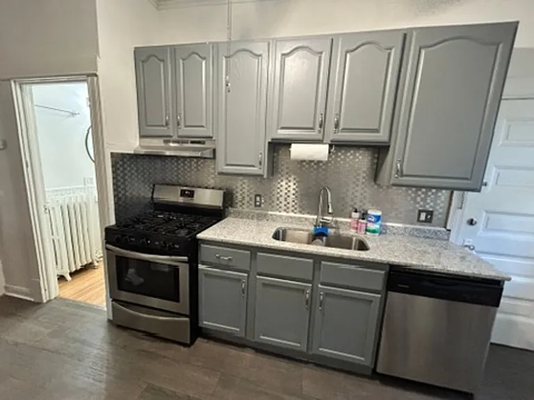 645 Grand Ave #1 — Photo 63