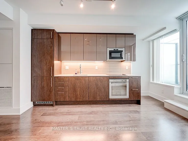 403 Church St #319 — Photo 14