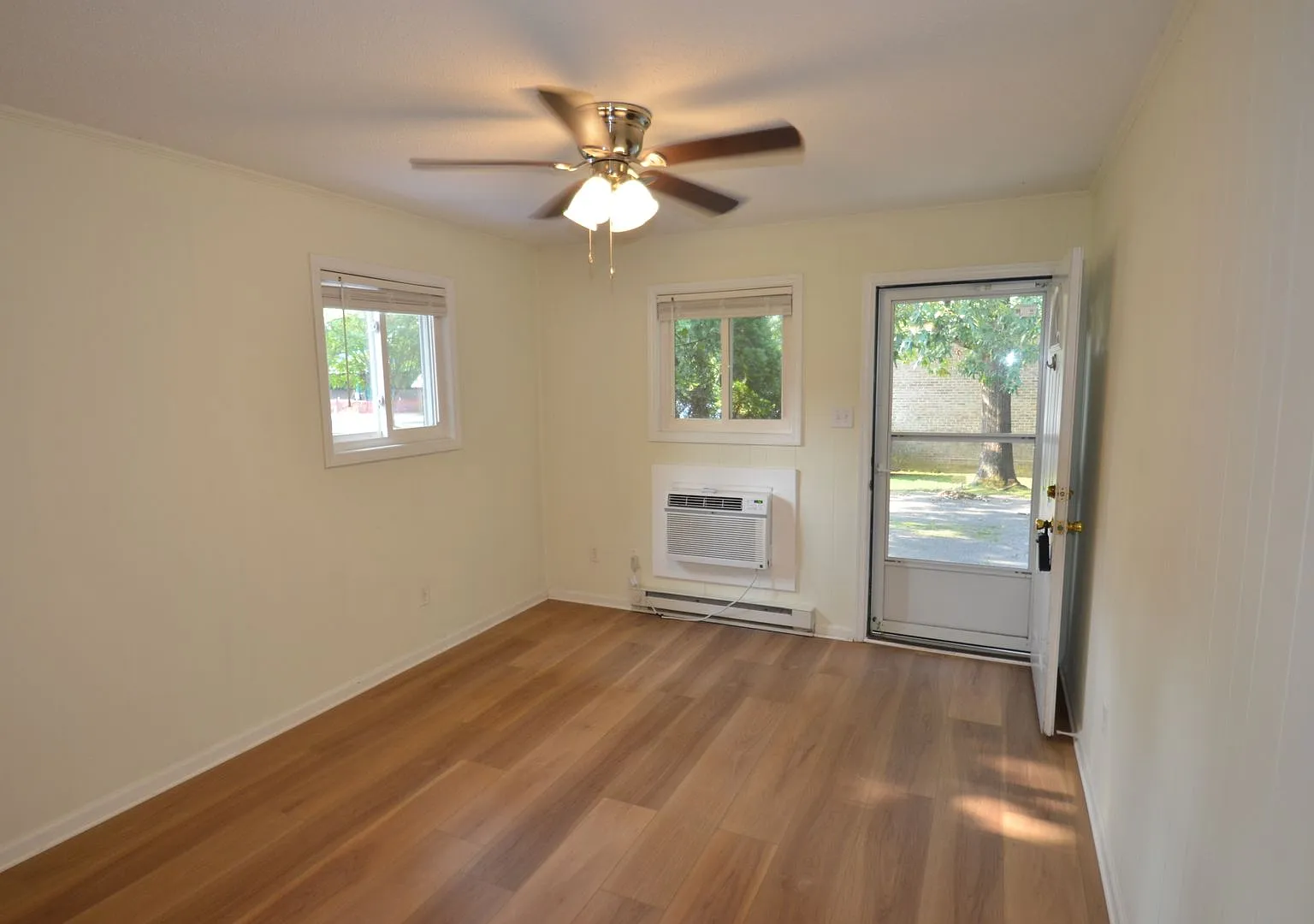 112 Bim — Photo 2