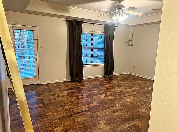 4th image of 350 Indian Hills Dr
