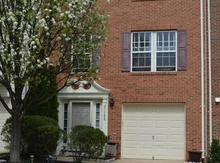 21788 Willesden Junction Ter, Sterling, VA 20166