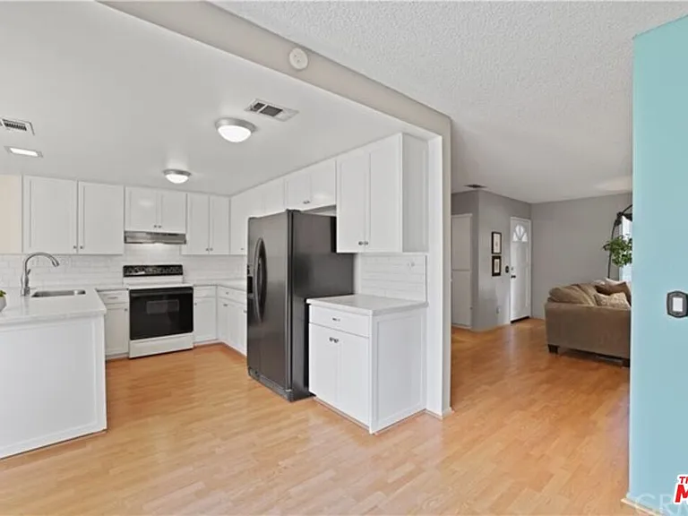 711 Church Pl #2 — Photo 15