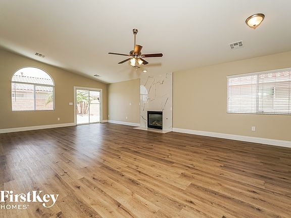 2nd image of 6713 Arctic Breeze St